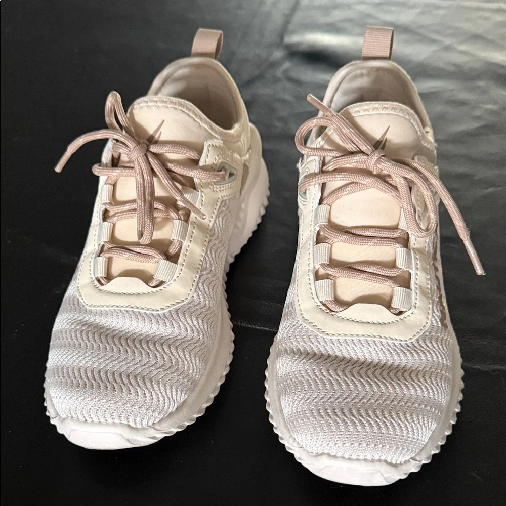 Nautica Cream Lace-Up Sneakers